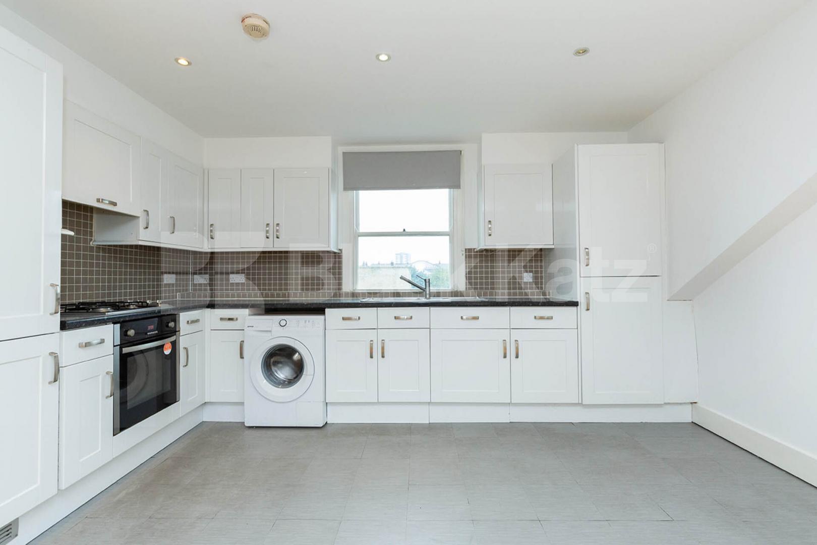 Top floor 3 bedroom in Hackney close to Hackney Downs Park Goulton Road, Hackney Central